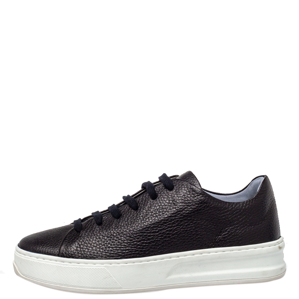 

Tod's Black Leather Low Top Sneakers Size