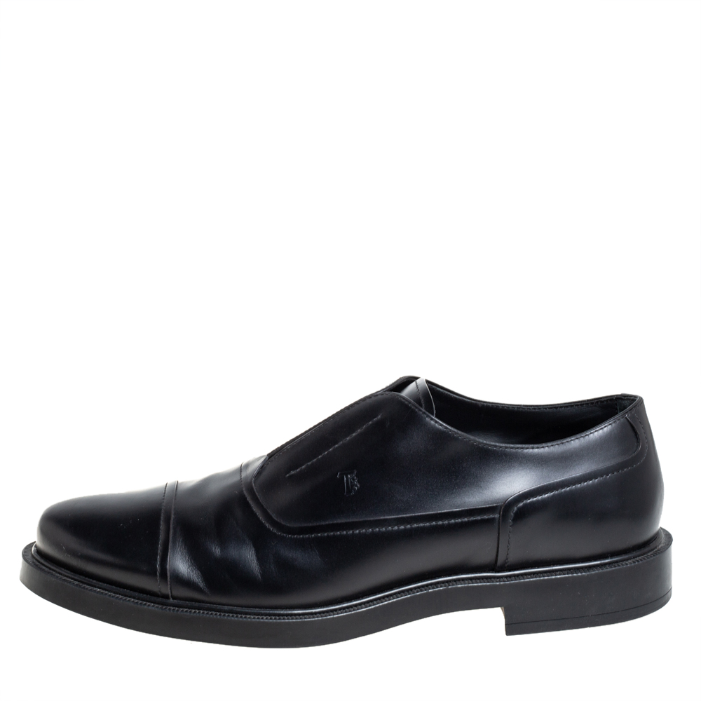 

Tod's Black Leather Cap Toe Slip On Oxford Size