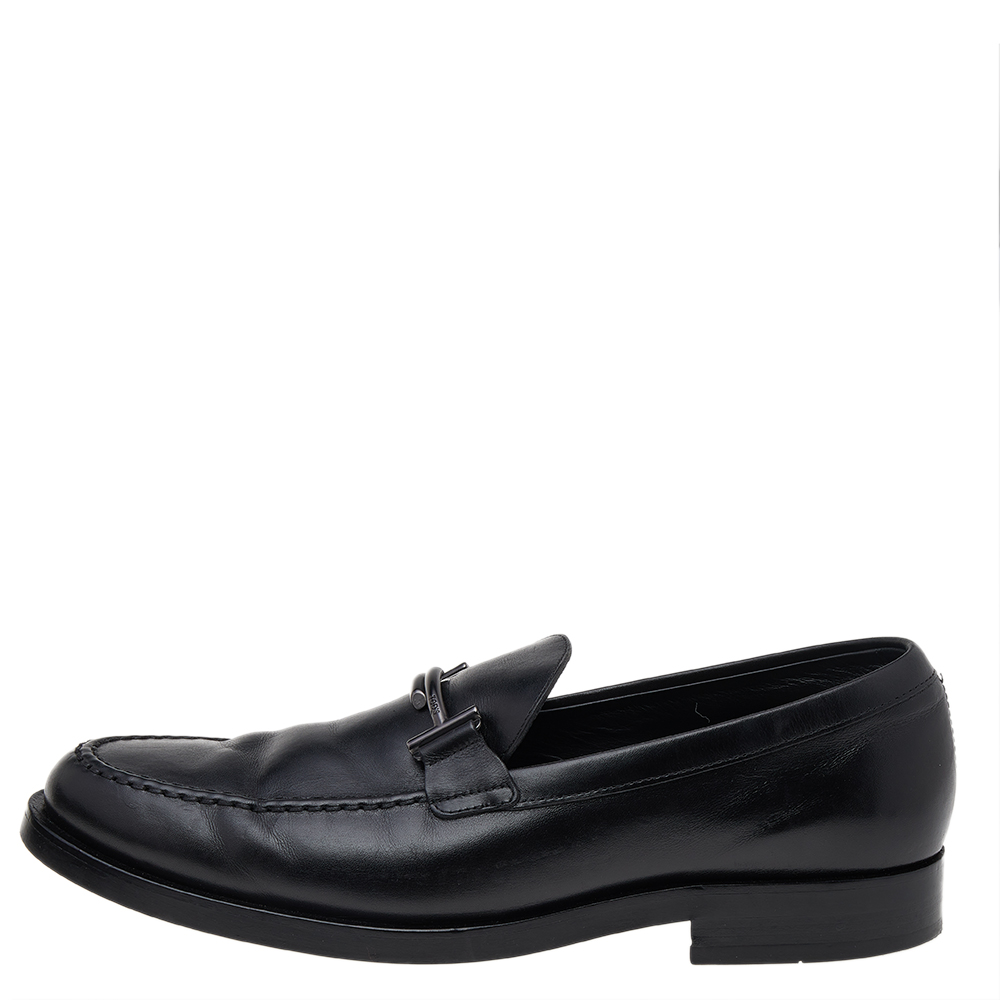 

Tod's Black Leather T Logo Slip On Loafers Size