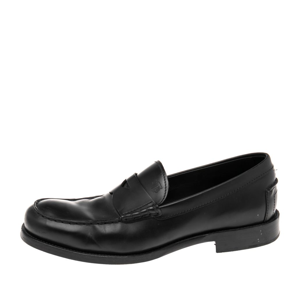

Tod's Black Leather Slip on Loafers Size
