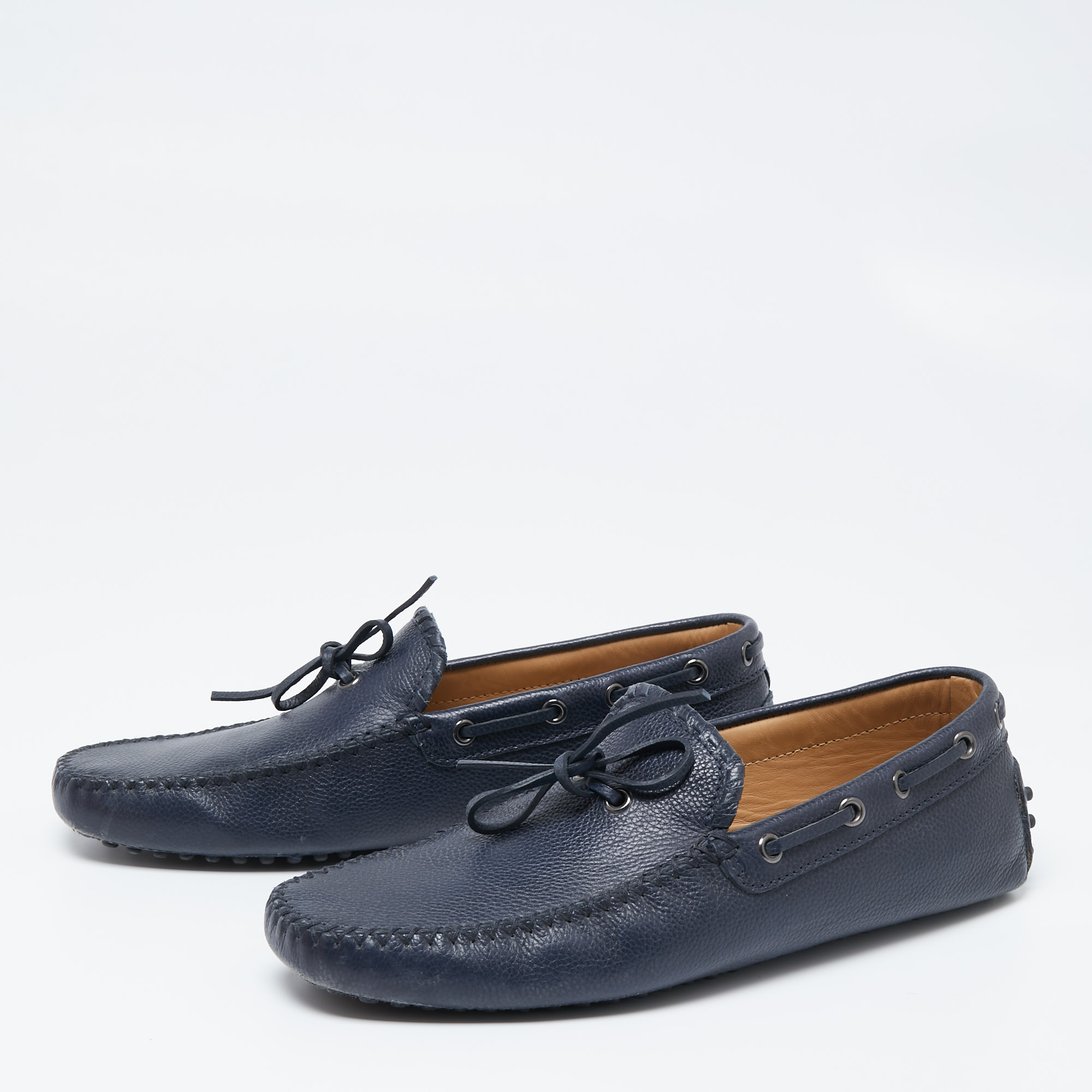 

Tod's Navy Blue Leather Bow Loafers Size