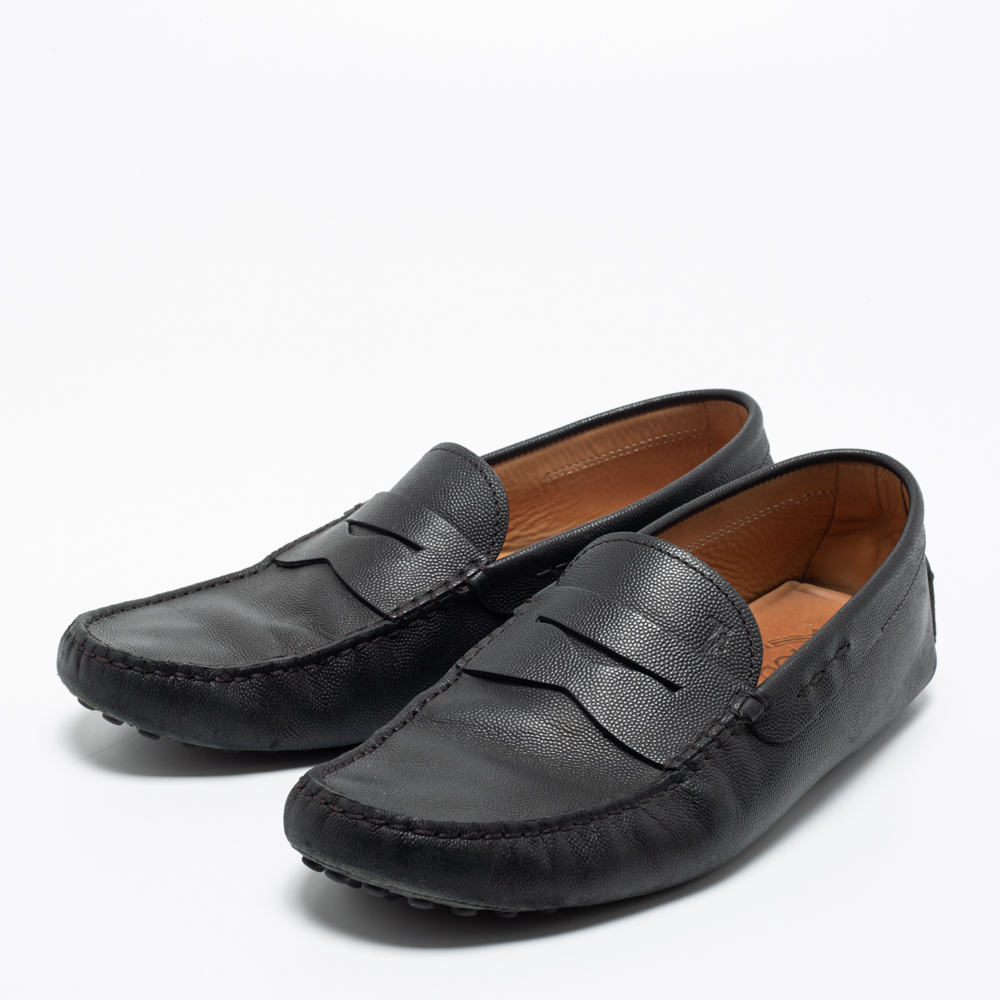 

Tod's Black Leather Penny Loafers Size