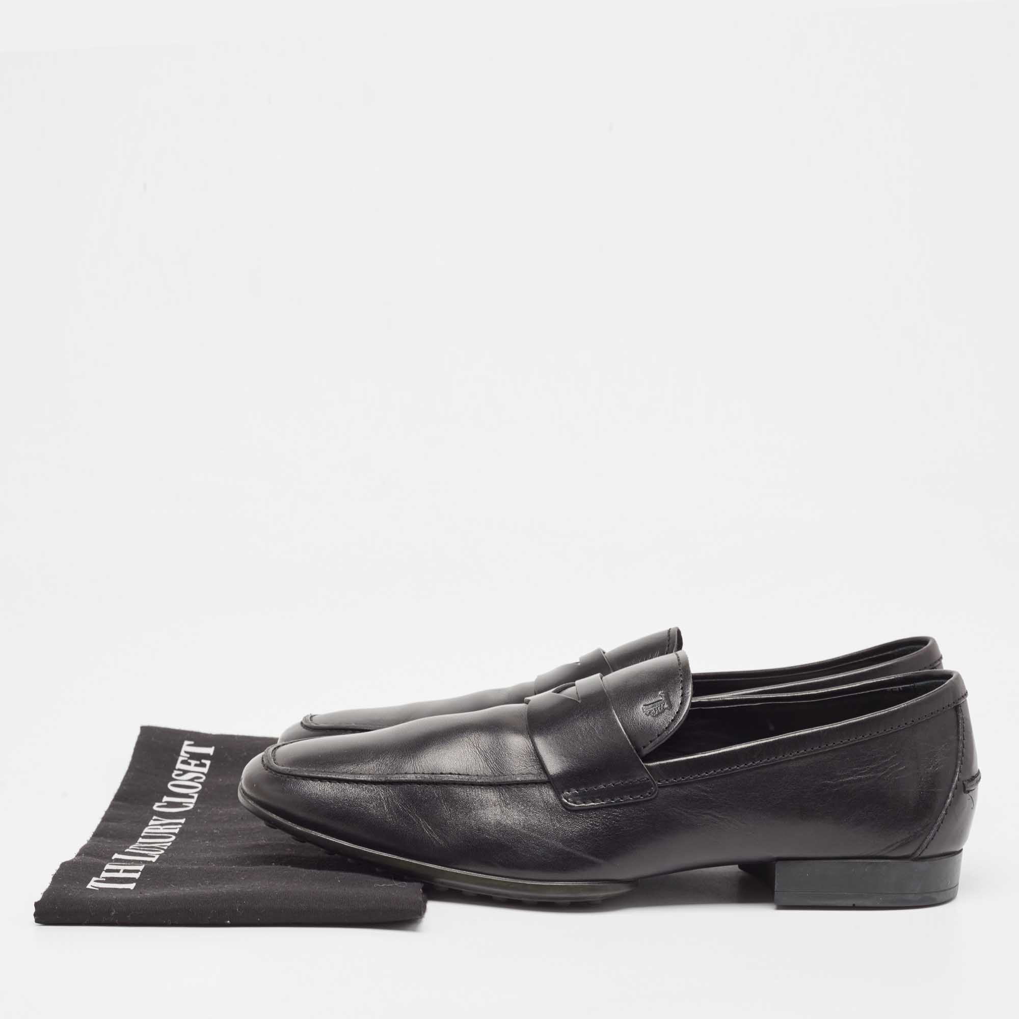 Tod`s Black Leather Penny Loafers Size 43 