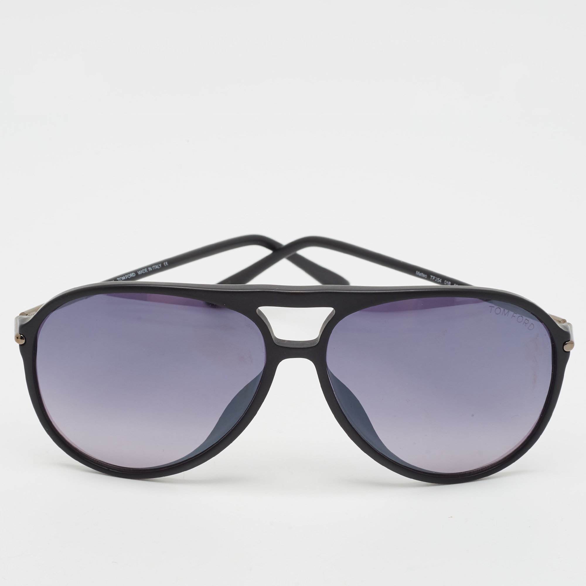 

Tom Ford Black Gradient TF254 Matteo Aviator Sunglasses