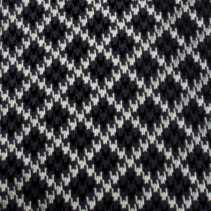 

Tom Ford Grey Houndstooth Patterned Silk Jacquard Traditional Tie