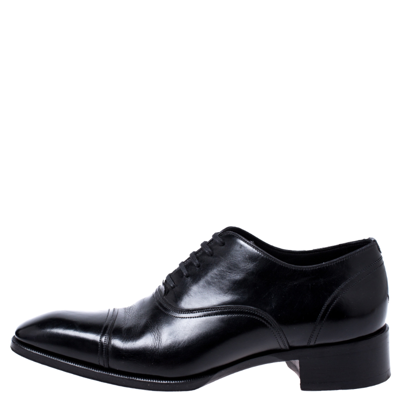 

Tom Ford Black Leather Lace Up Oxfords Size