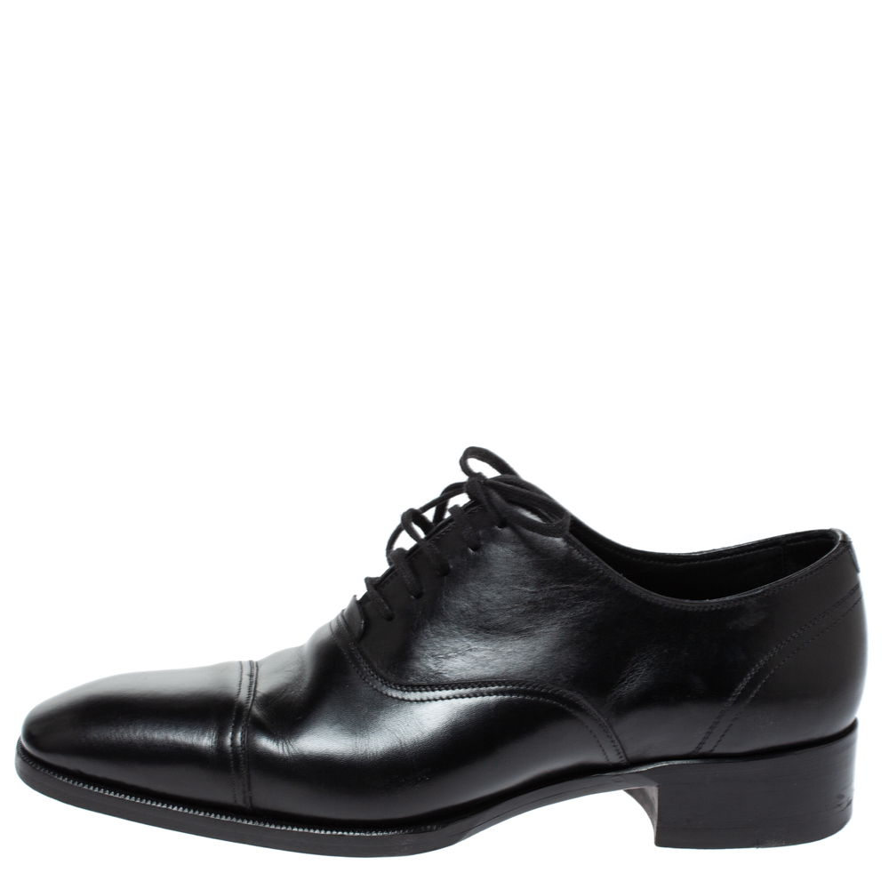 

Tom Ford Black Leather Gianni Cap Toe Oxfords Size