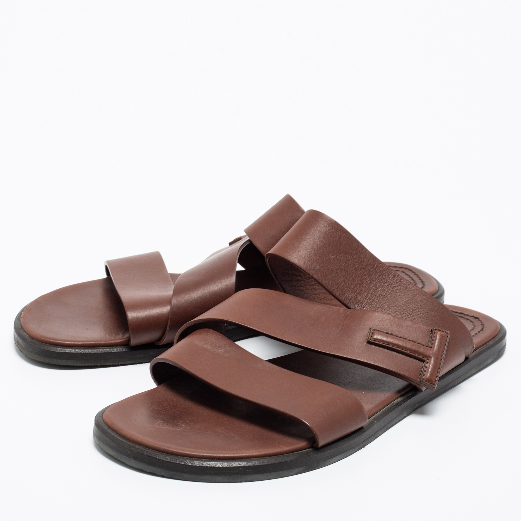 

Tom Ford Brown Leather Flat Sandals Size