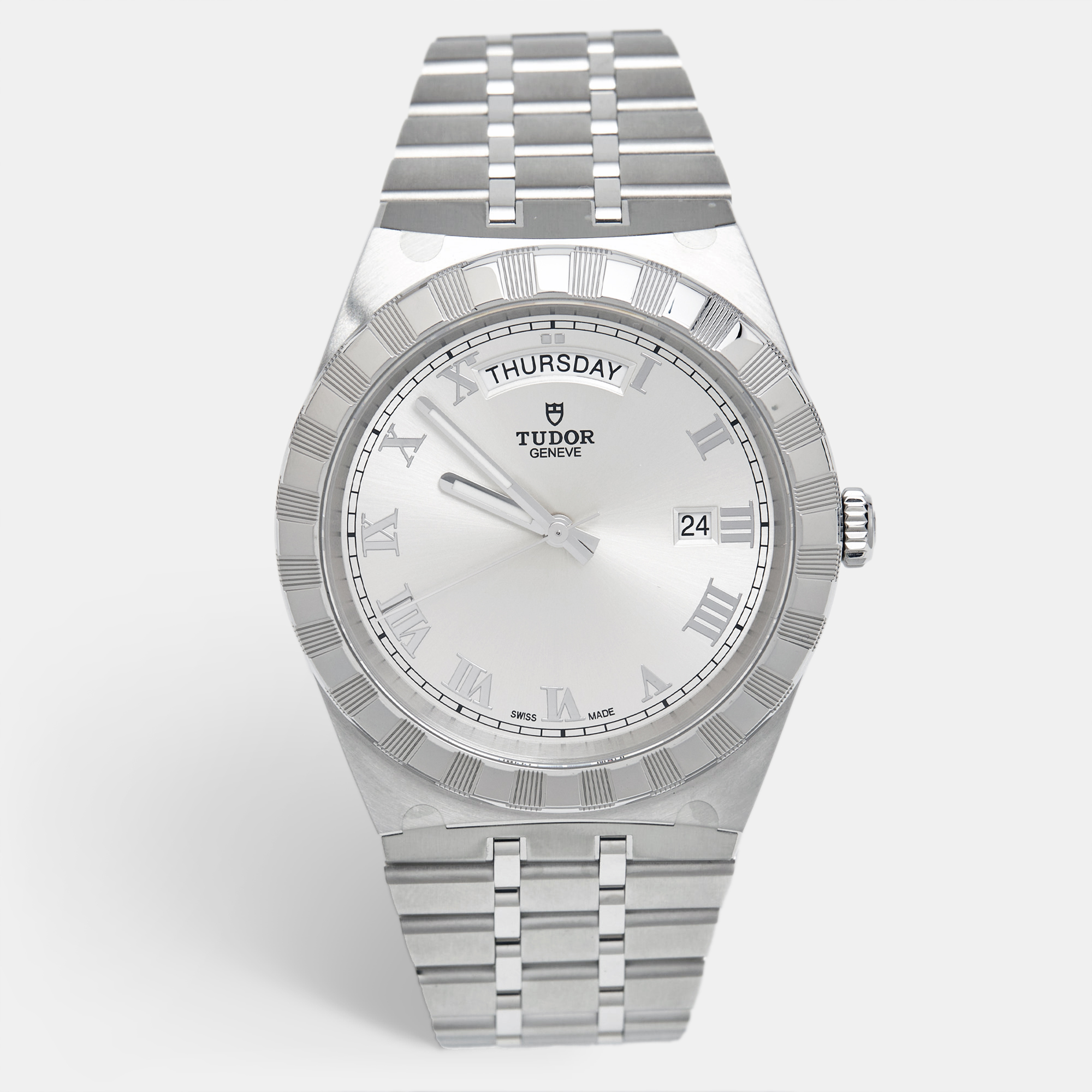 

Tudor Silver Dial Stainless Steel Royal M28600-0001 Men's Wristwatch