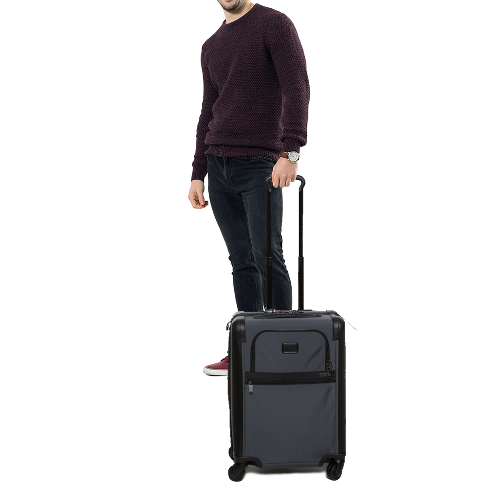 

Tumi Grey/Black Nylon Alpha 2 International Expandable 4 Wheel Carry On Luggage
