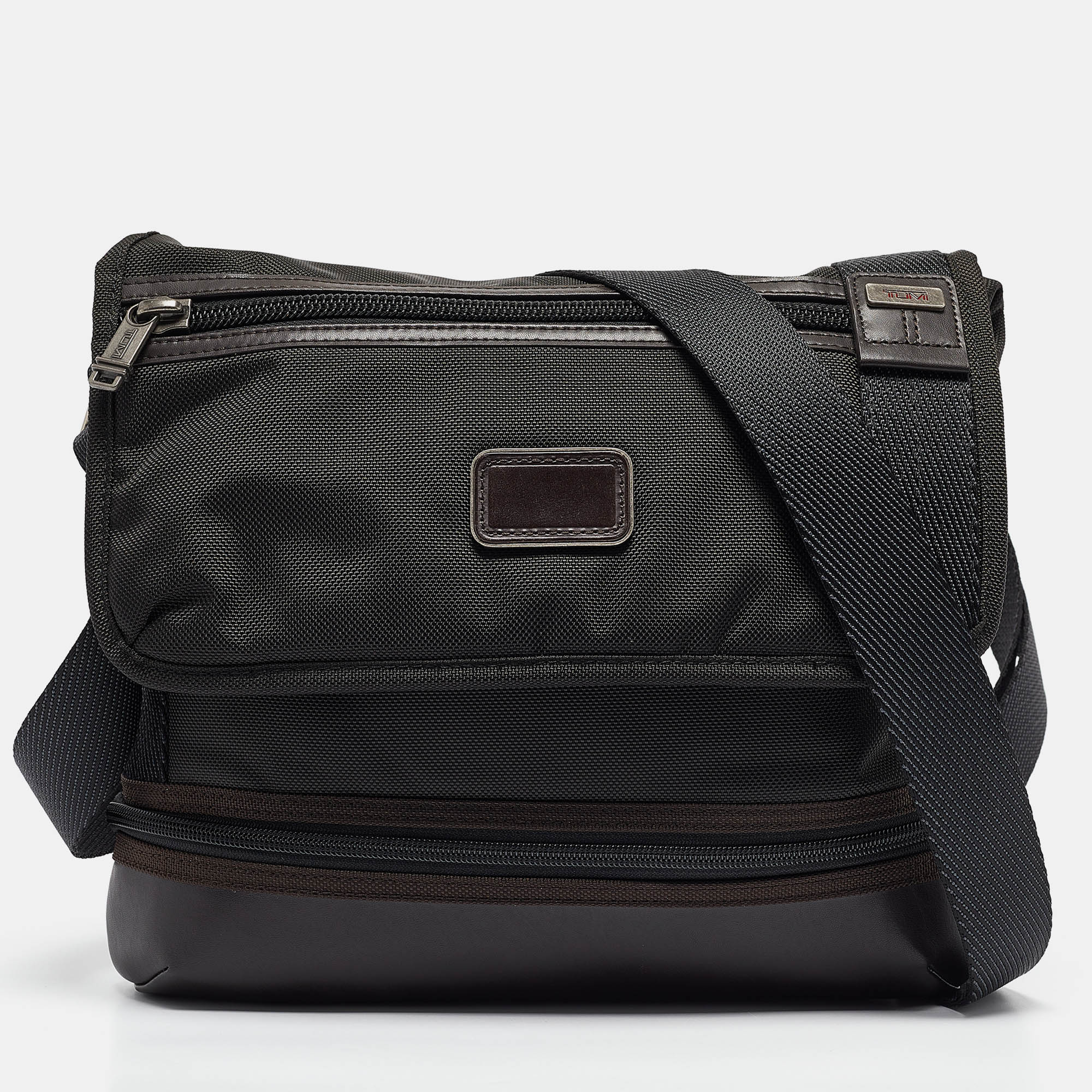 

TUMI Black/Brown Nylon and Leather Alpha Bravo Beale Messenger Bag