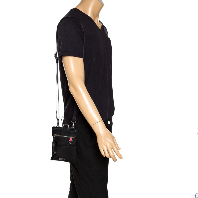 

Tumi Black Nylon and Leather Crossbody Bag