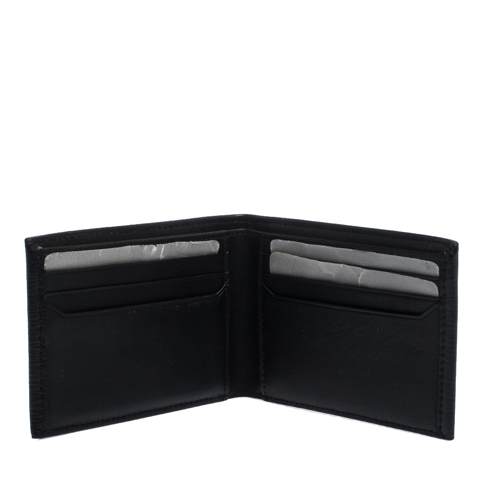 

Tumi Black Leather Slim Bifold Wallet