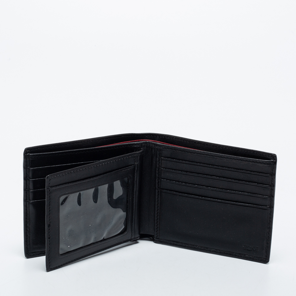 

TUMI Black Leather Bifold Compact Wallet