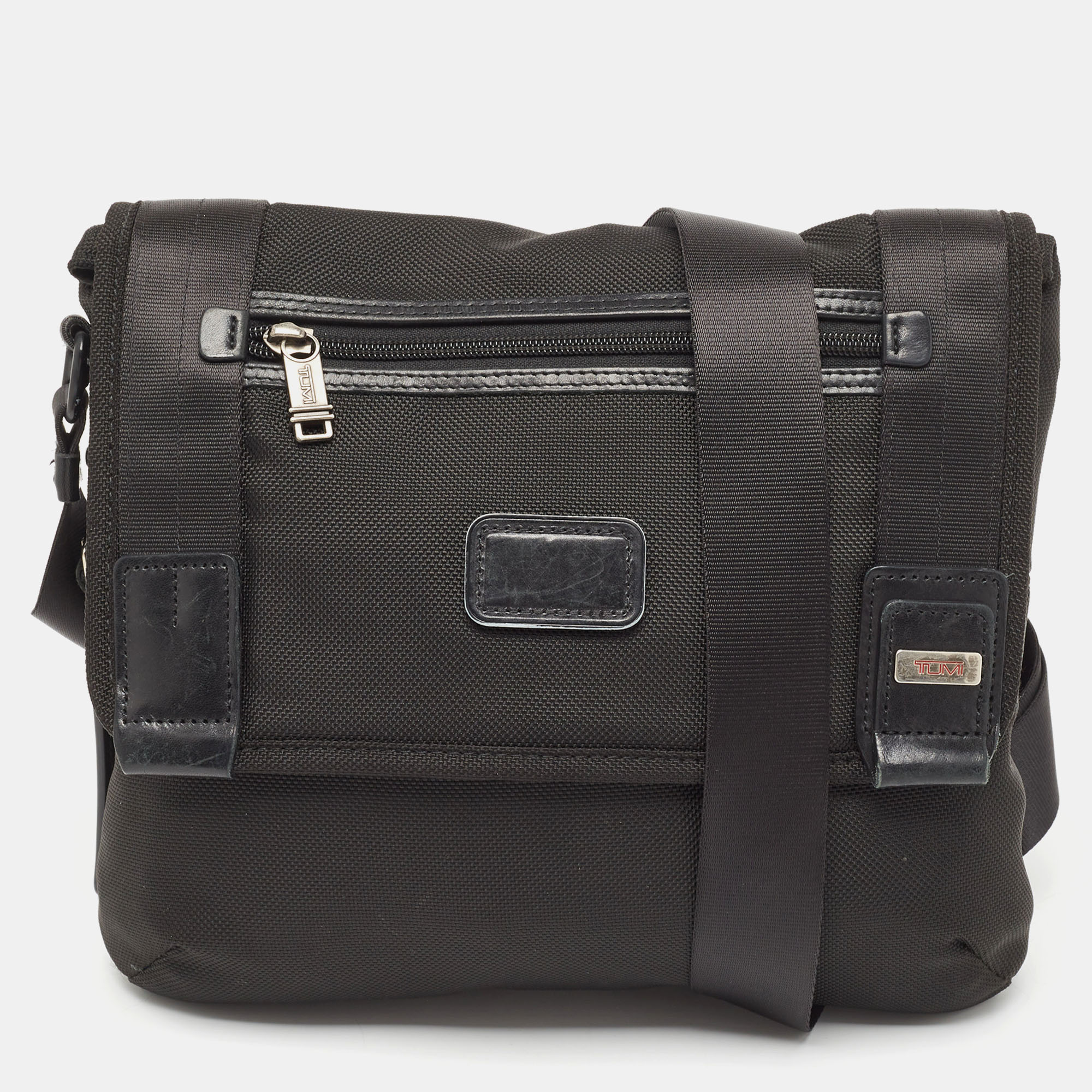 Pre-owned Tumi Black Nylon And Leather Alpha Bravo Beale Messenger Bag