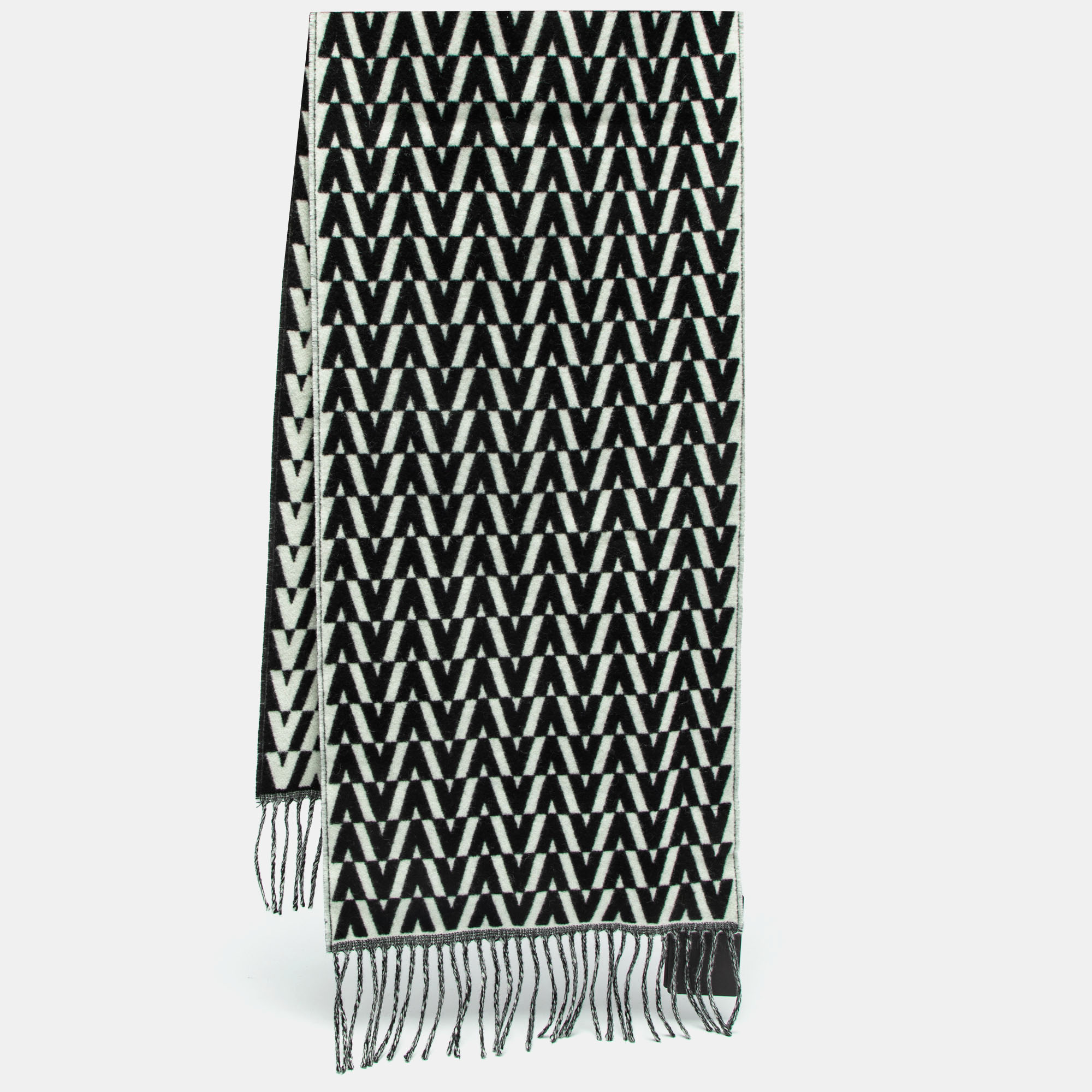 Pre Owned Valentino Monochrome Jacquard Wool Fringed Muffler 