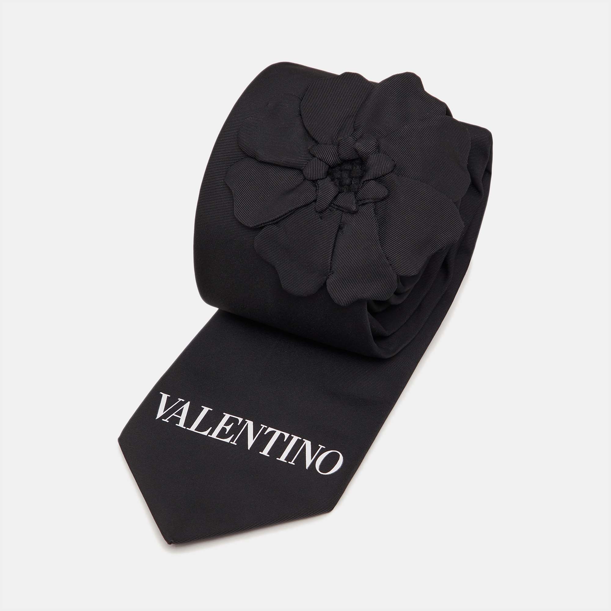 

Valentino Black Fabric Tie