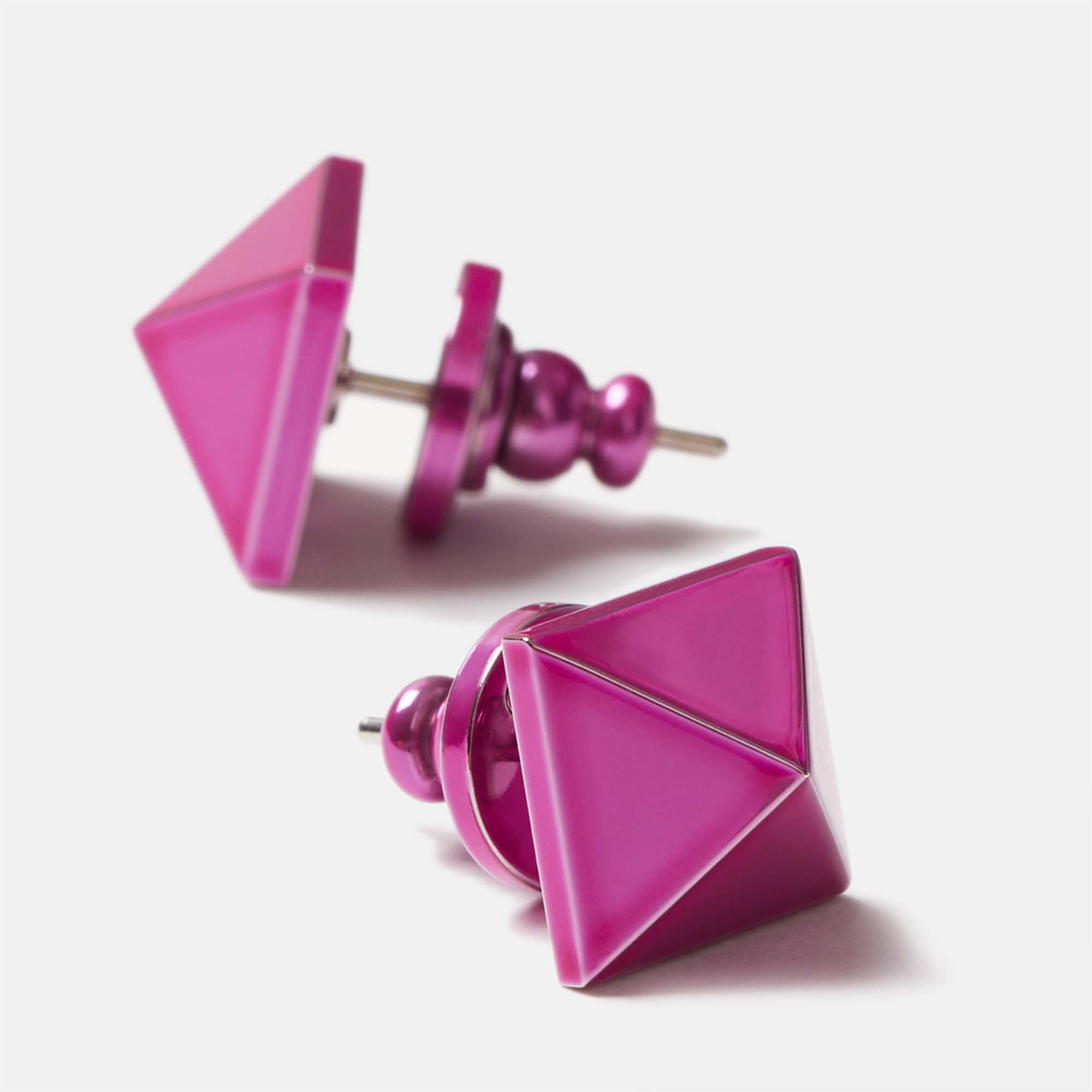 

Valentino Rockstud Pink Tone Stud Earring