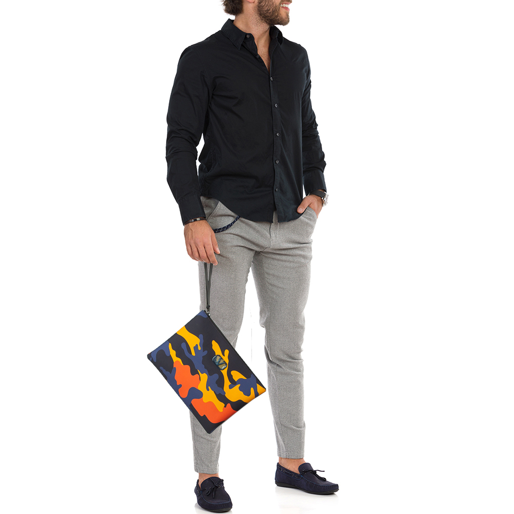 

Valentino Multicolor Camouflage Nylon And Leather Pouch