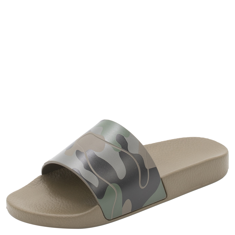 valentino camo sliders mens