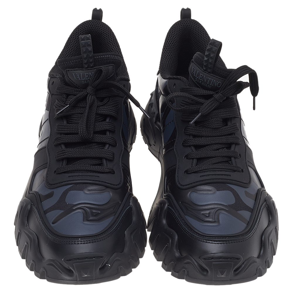

Valentino Black/Grey Canvas And Leather Rockrunner Plus Sneakers Size EU