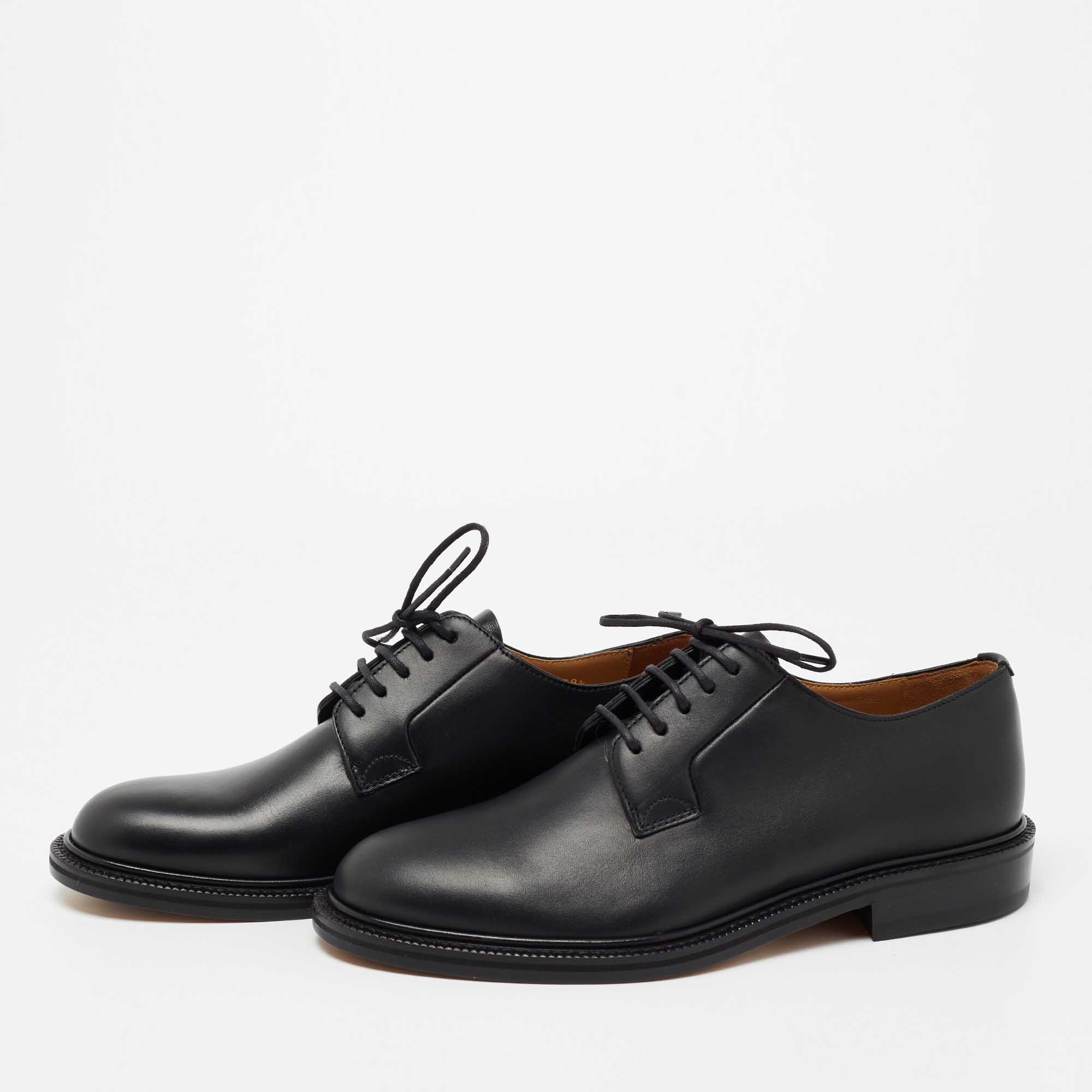 

Valentino Black Leather Lace-up Derby Oxfords Size