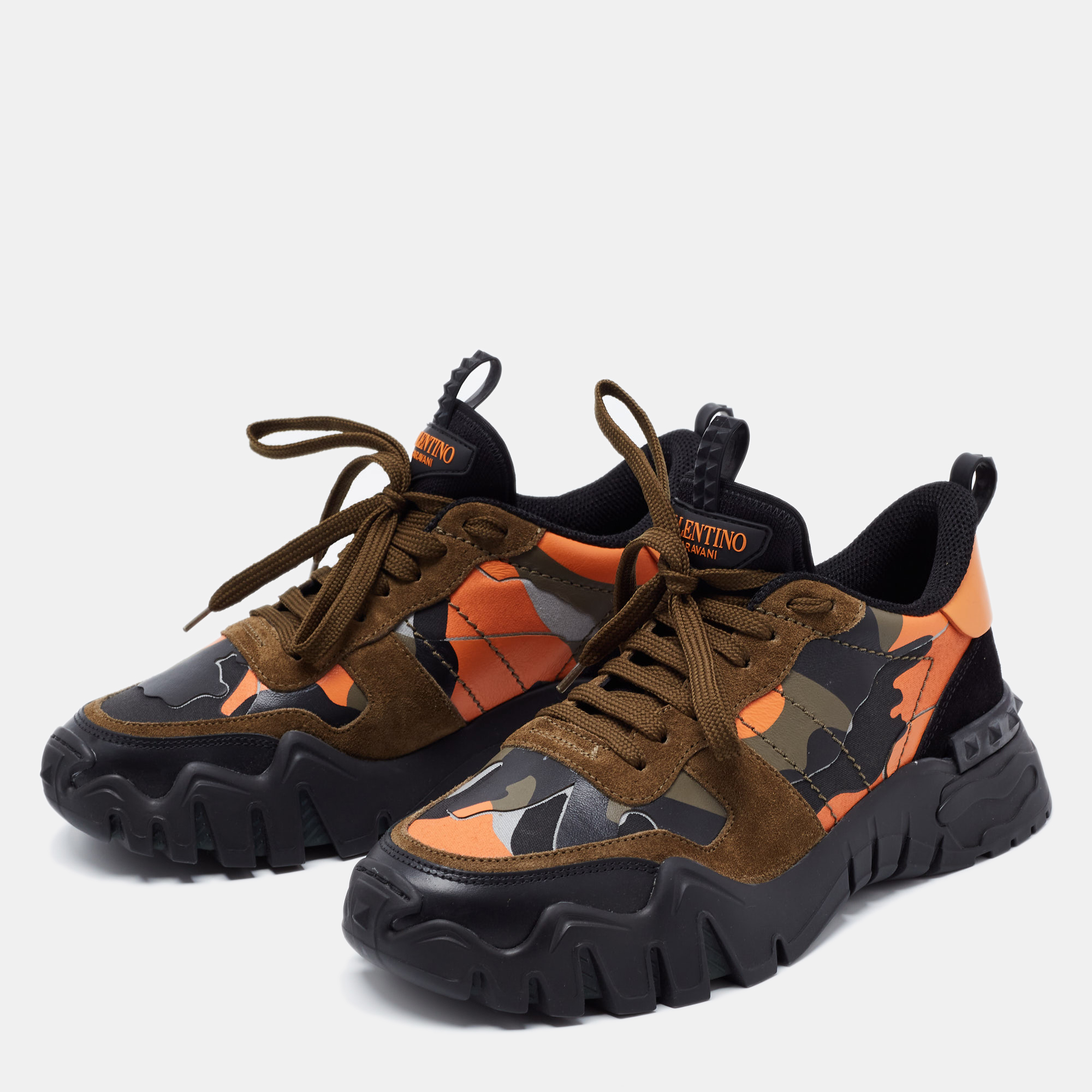 

Valentino Multicolor Leather and Suede Rockrunner Sneakers Size