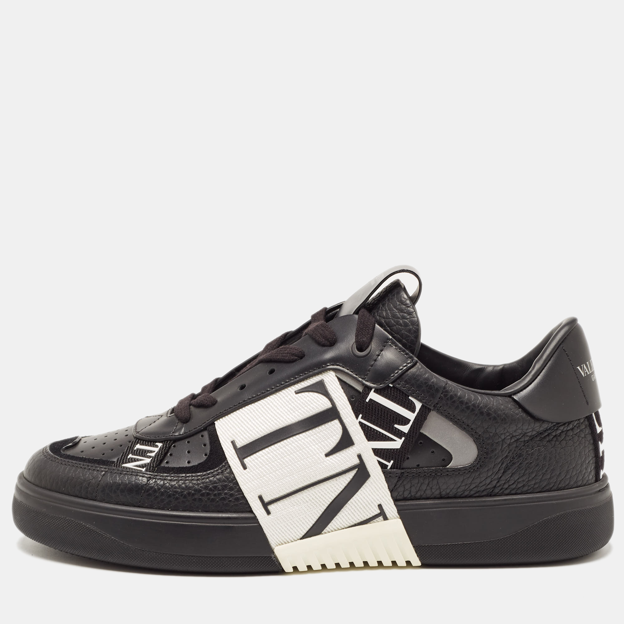 Valentino Black/White Leather VL7N Low Top Sneaker Size