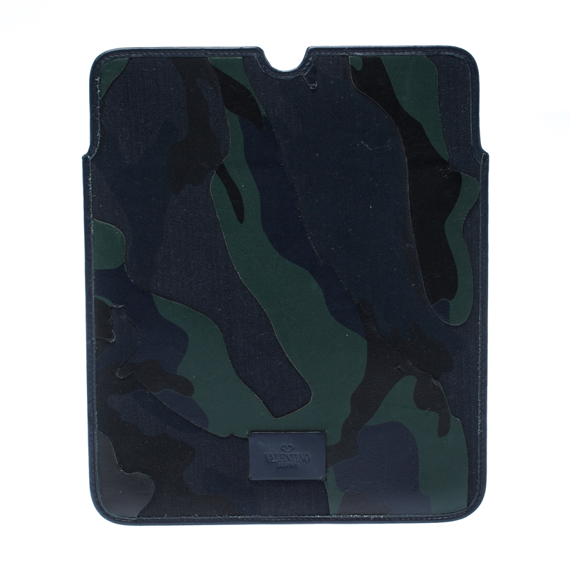 

Valentino Camo Leather iPad 2 Case Holder, Green