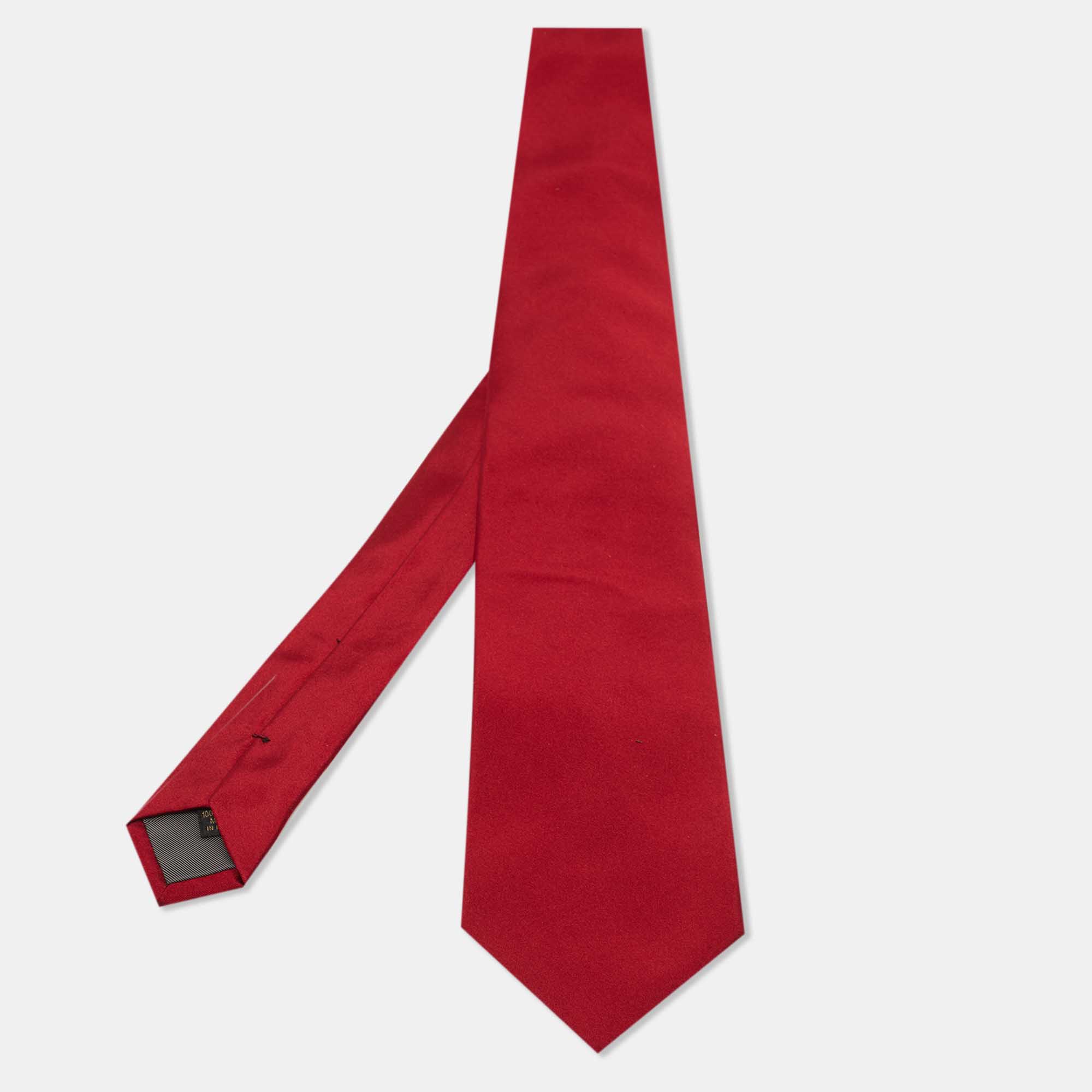 Pre-owned Valentino Garavani Red Silk Traditional Tie