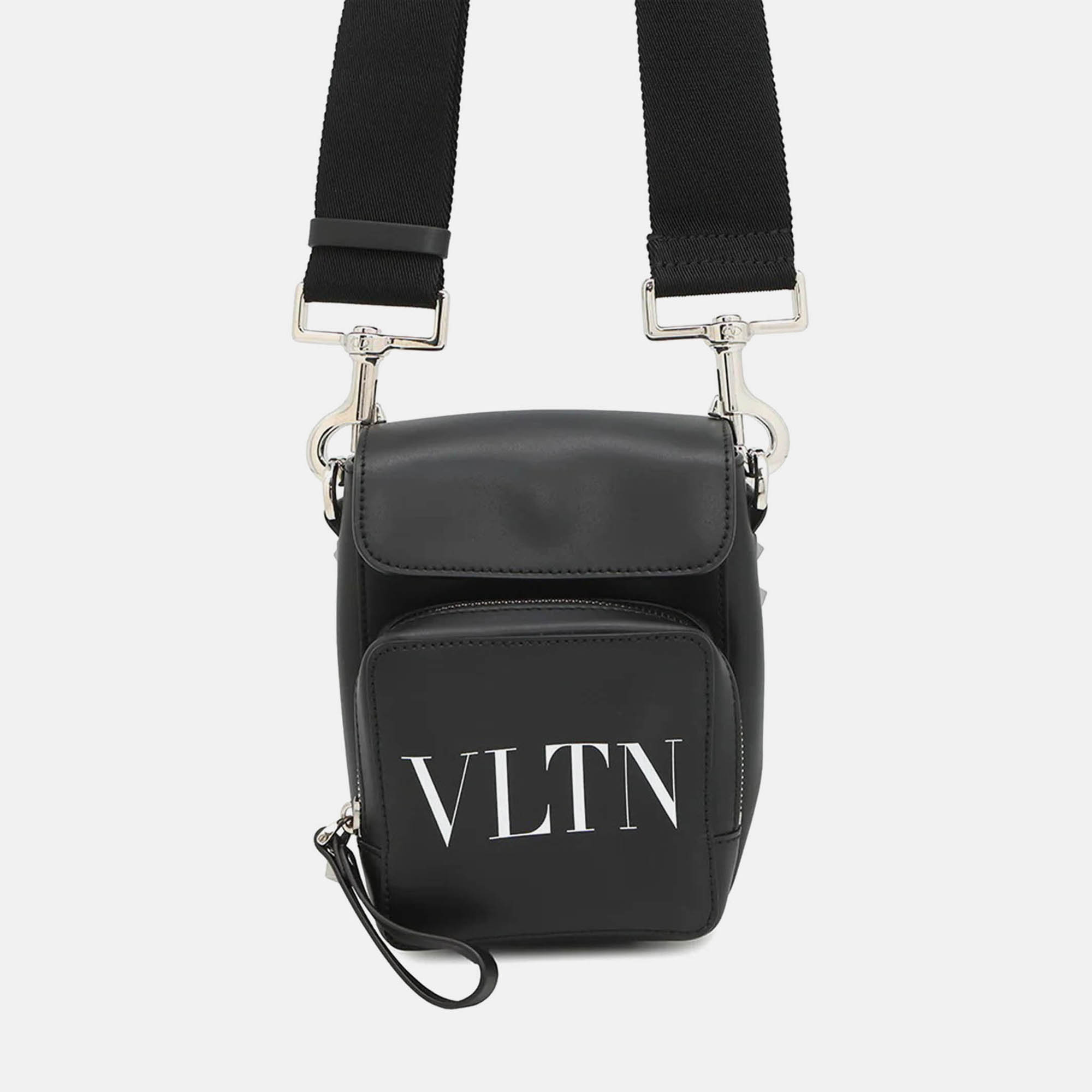 

Valentino Garavani Cross Body Bag Black Leather