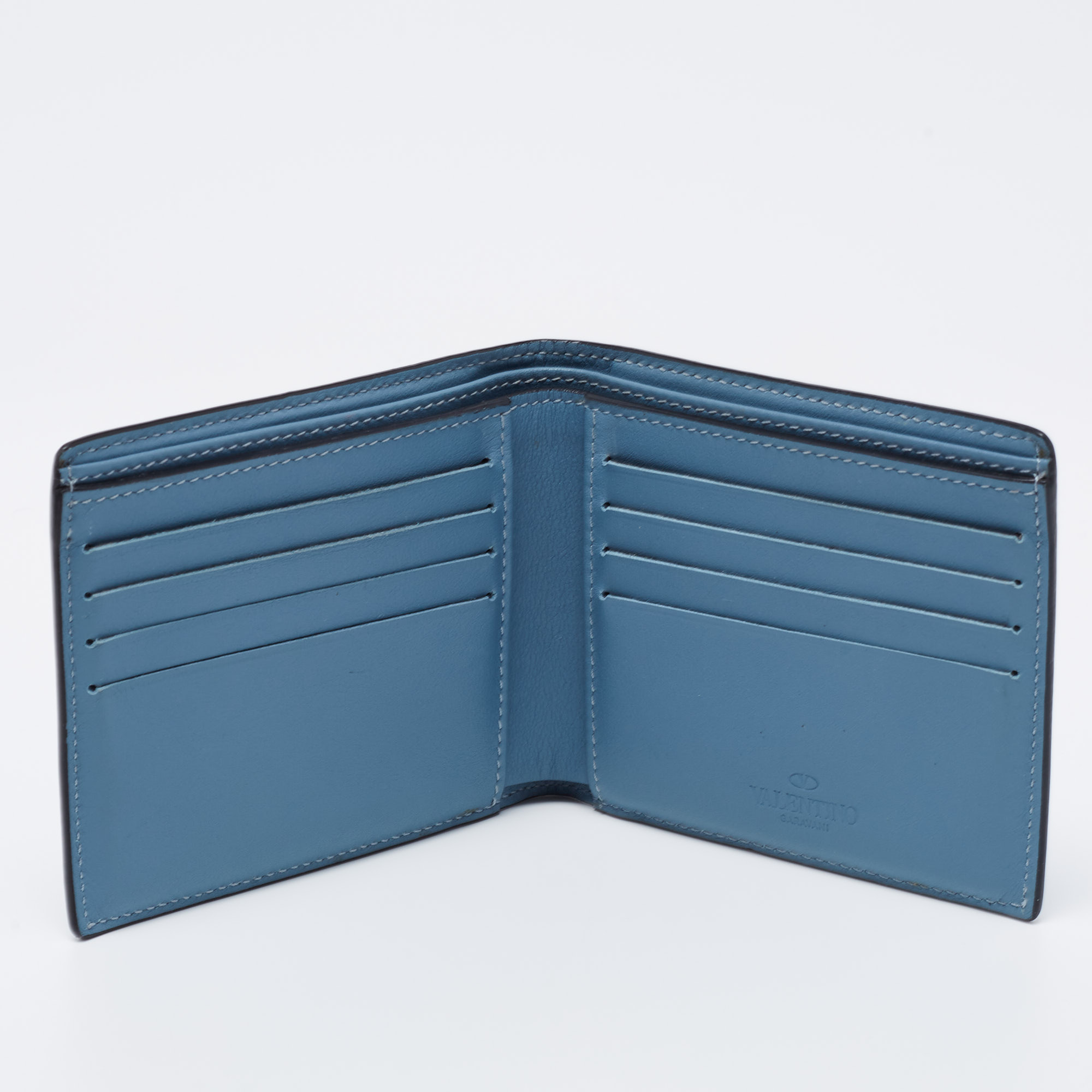 

Valentino Blue Leather Rockstud Bifold Wallet