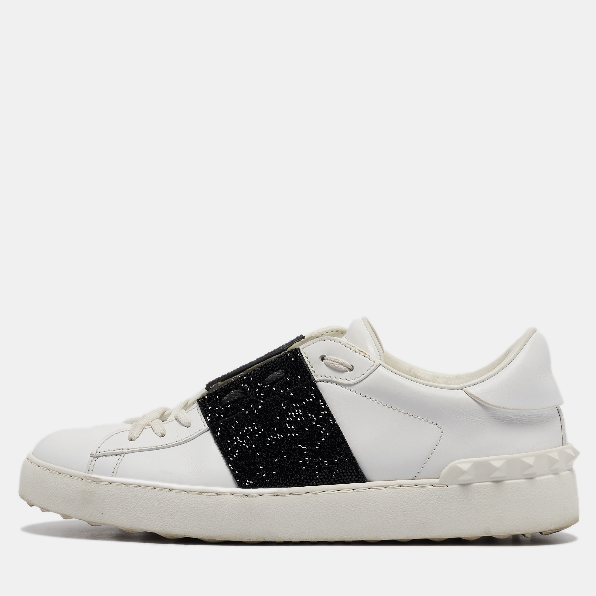 

Valentino White Leather Rockstud Lace Up Sneakers Size