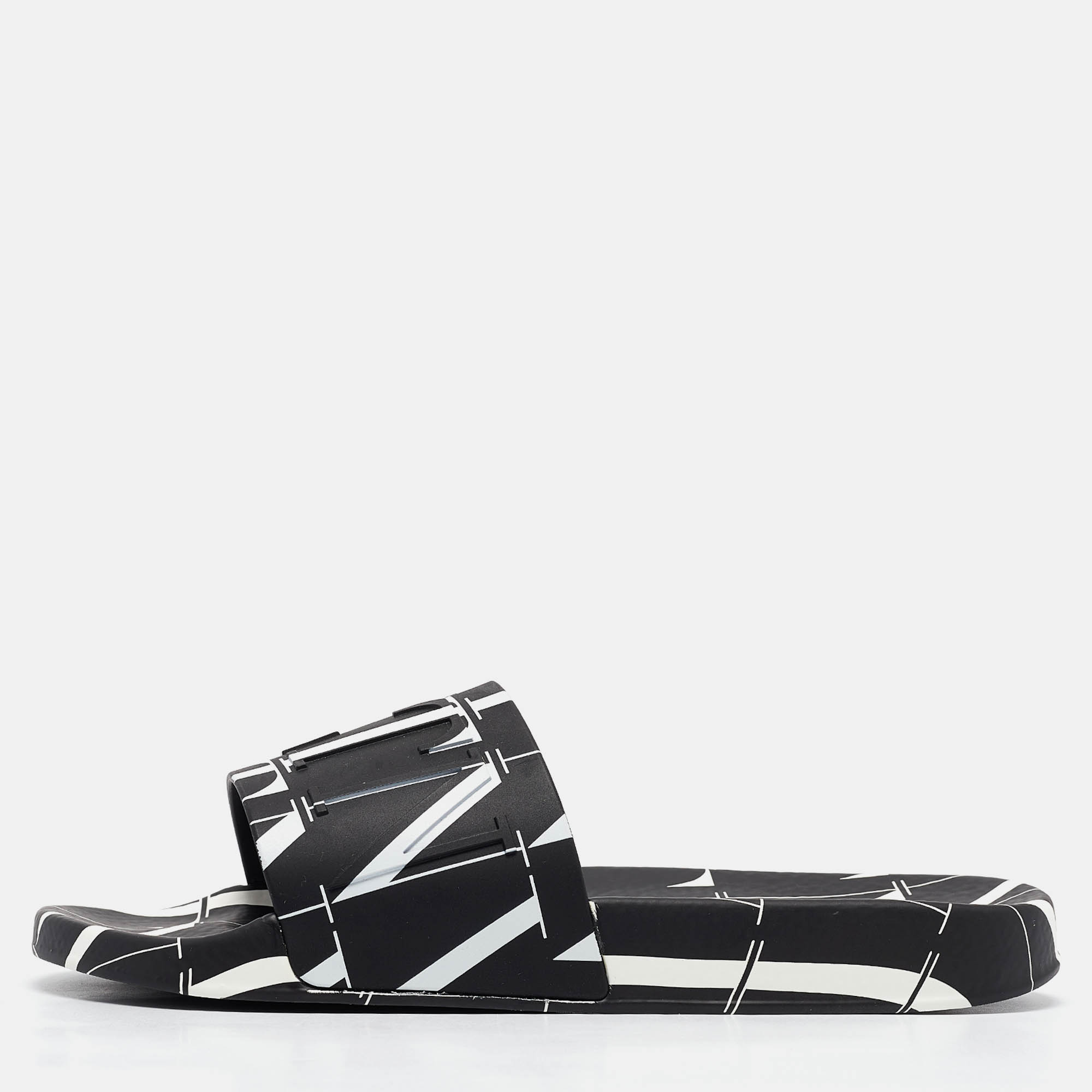 

Valentino Black/White Rubber VLTN Pool Slides Size