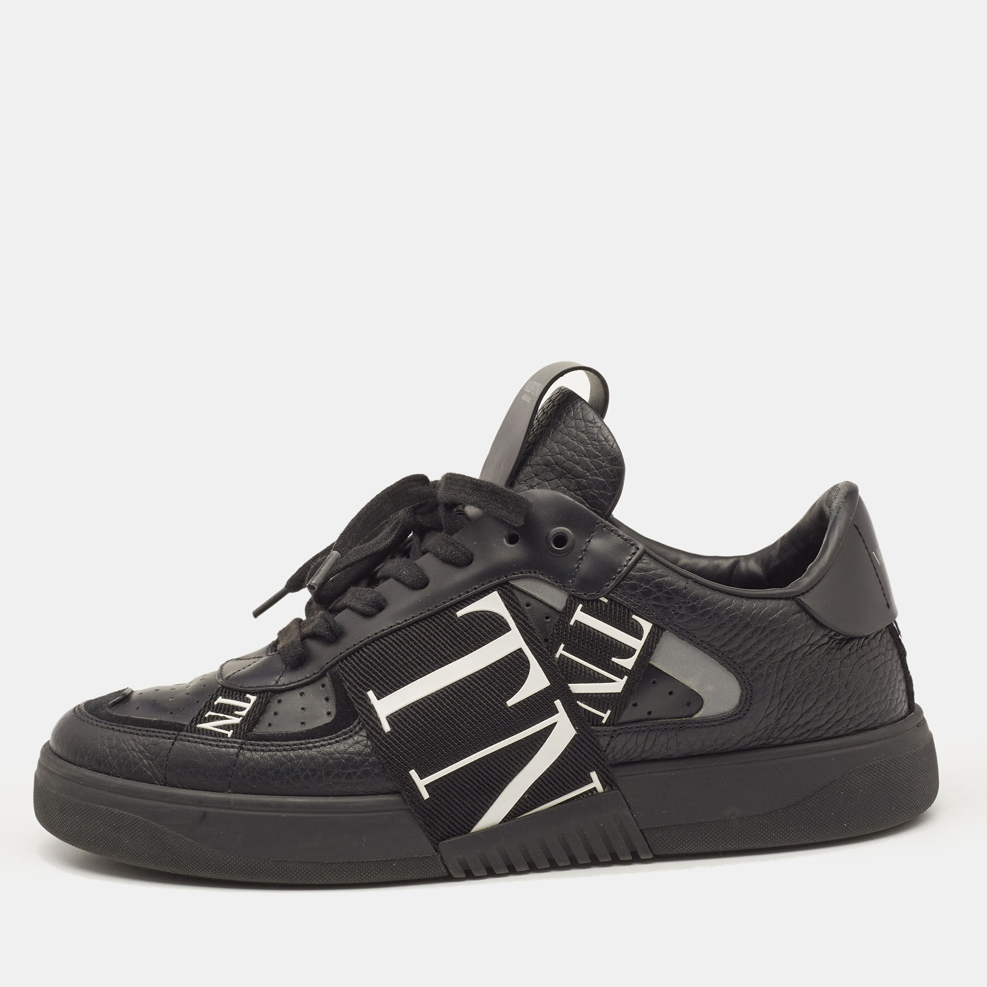 

Valentino Black Leather and Canvas VL7N Sneakers Size