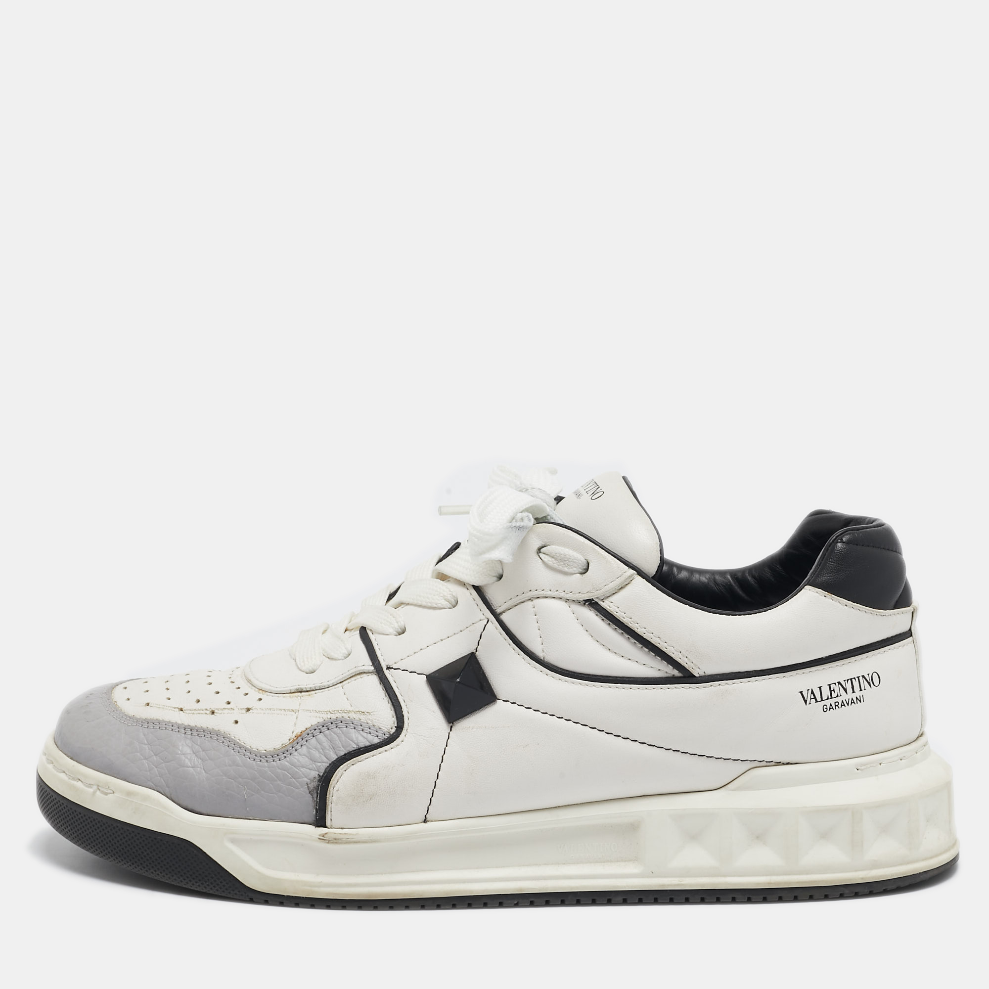 

Valentino White/Grey Leather One Stud Low Top Sneakers Size