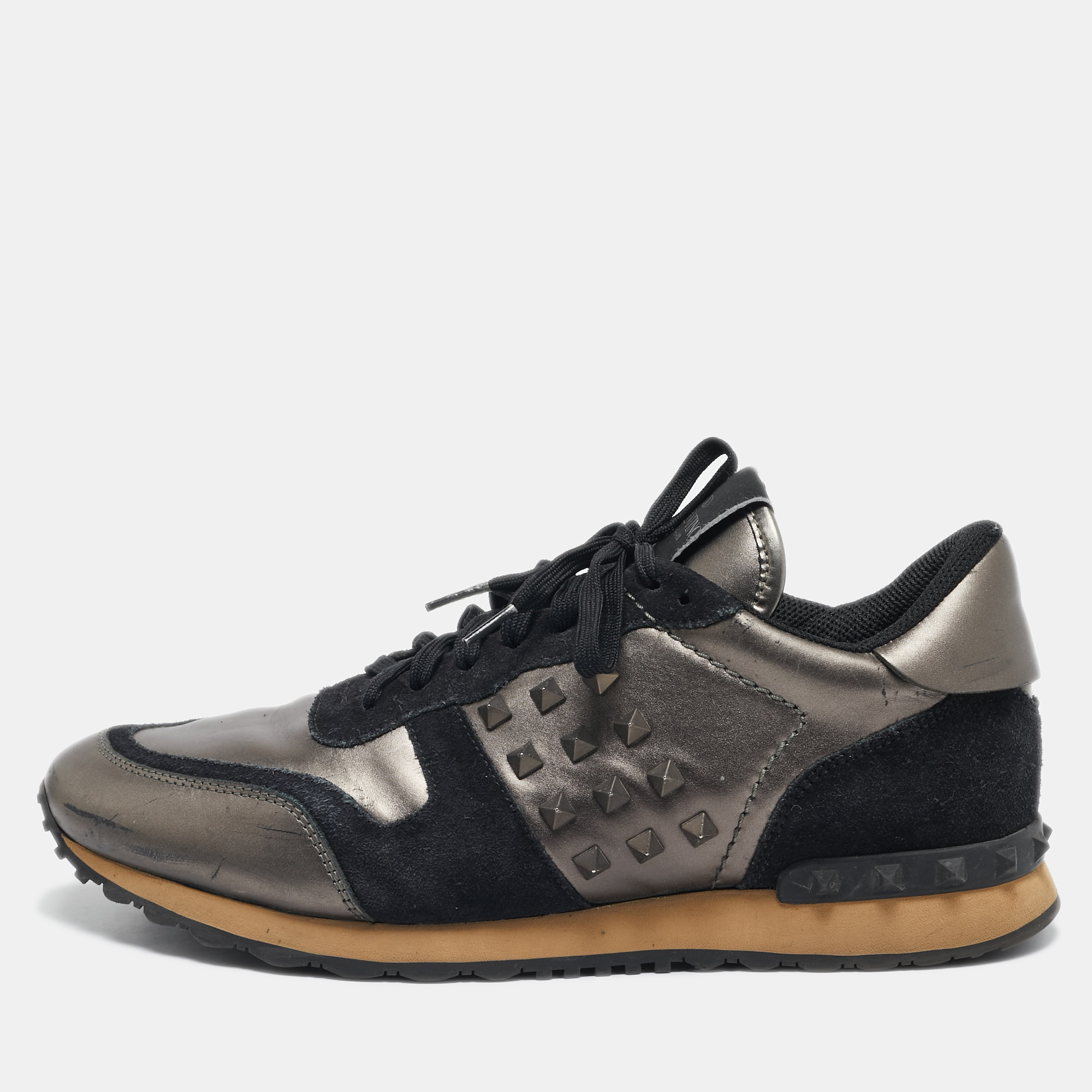 

Valentino Black/Metallic Leather and Suede Rockrunner Sneakers Size