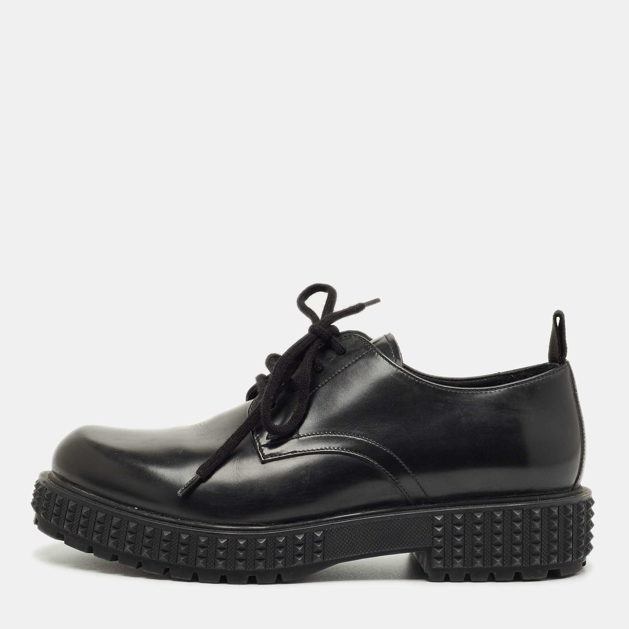 

Valentino Black Leather Lace Up Oxfords Size