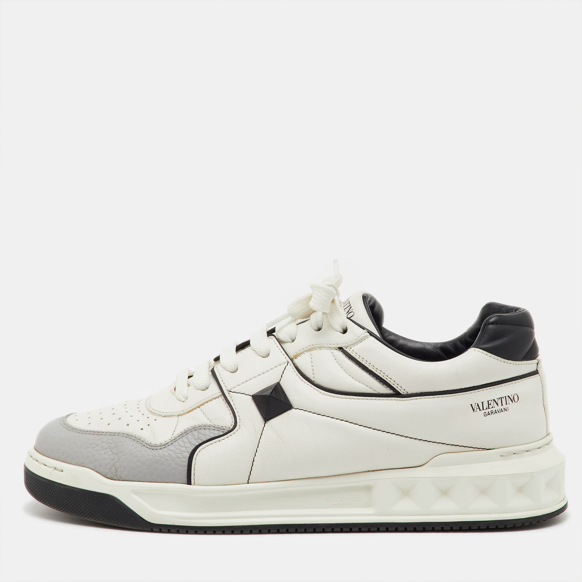 

Valentino Tri Color Leather One Stud Low Top Sneakers Size, Multicolor
