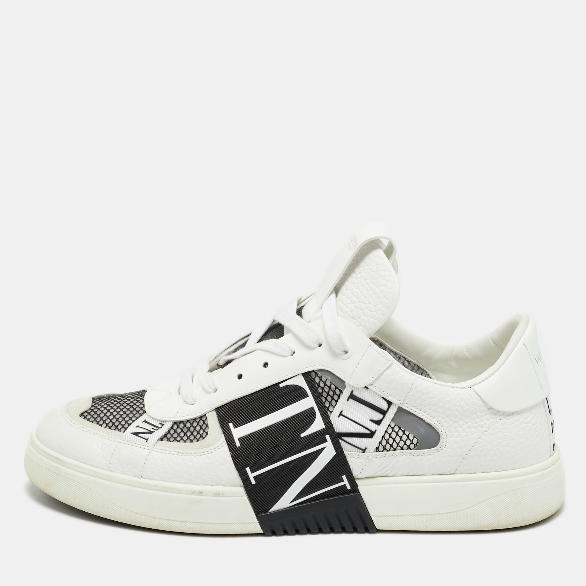

Valentino White/Black Canvas and Leather VL7N Low Top Sneakers Size