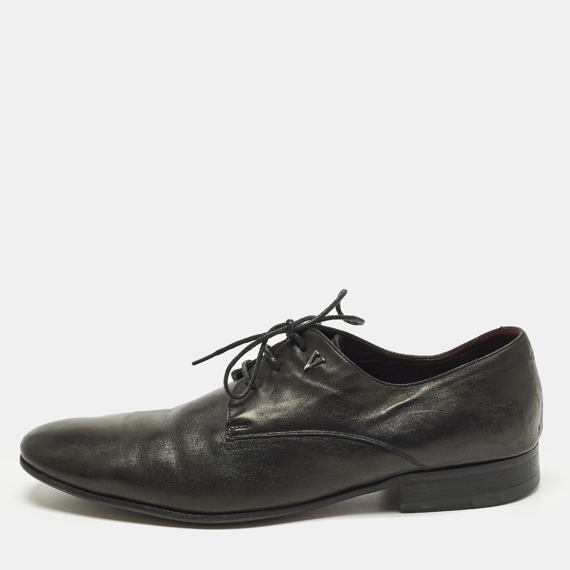 

Valentino Size  Black Leather Derby