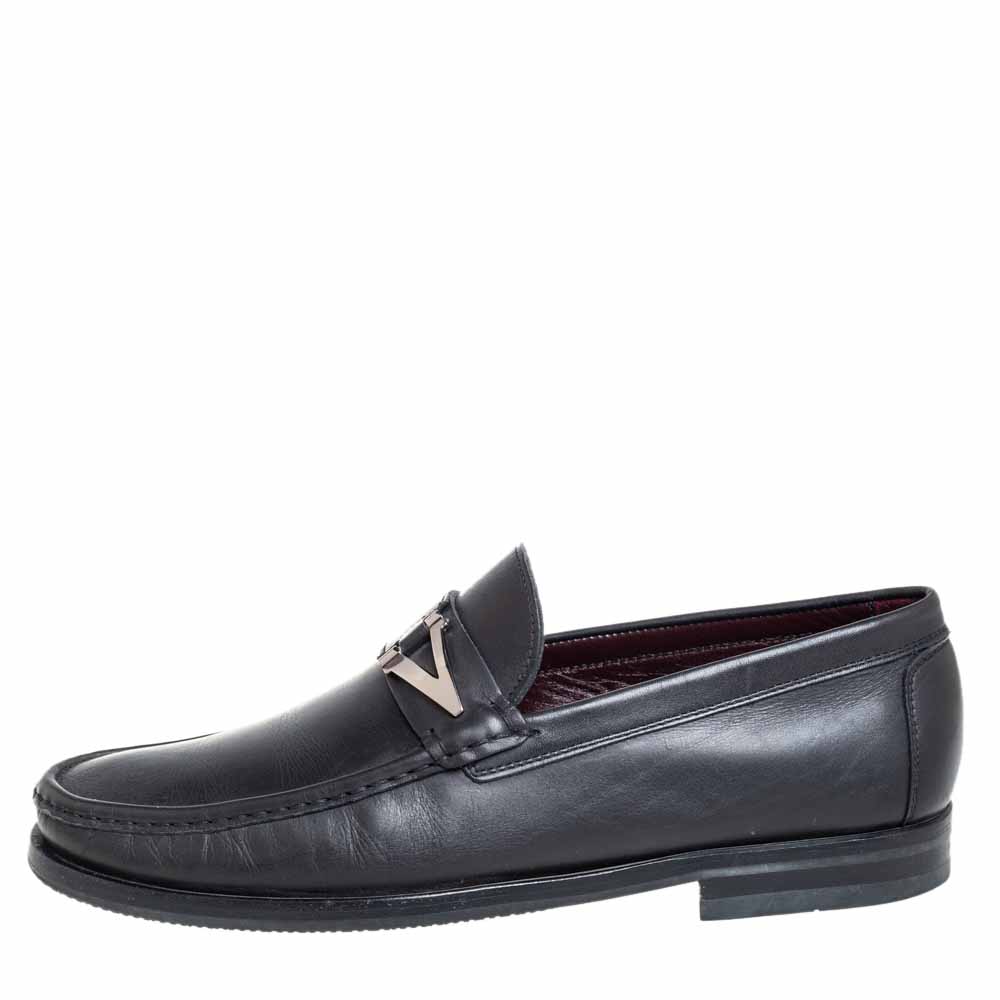 

Valentino Black Leather V Logo Slip On Loafers Size