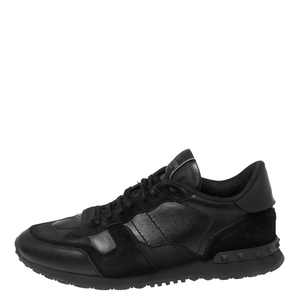 

Valentino Black Leather And Suede Rockrunner Low-Top Sneakers Size