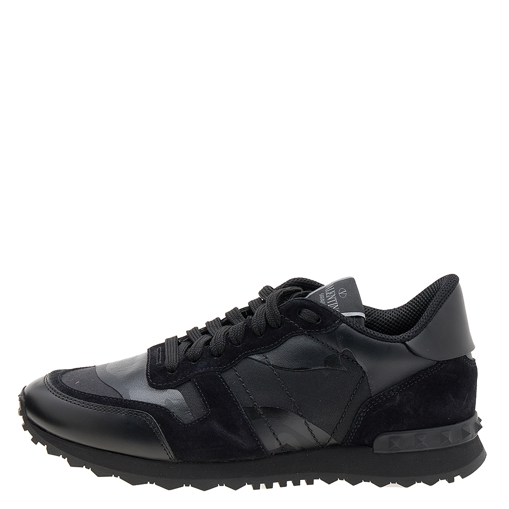 

Valentino Black Leather And Suede Rockrunner Low Top Sneakers Size