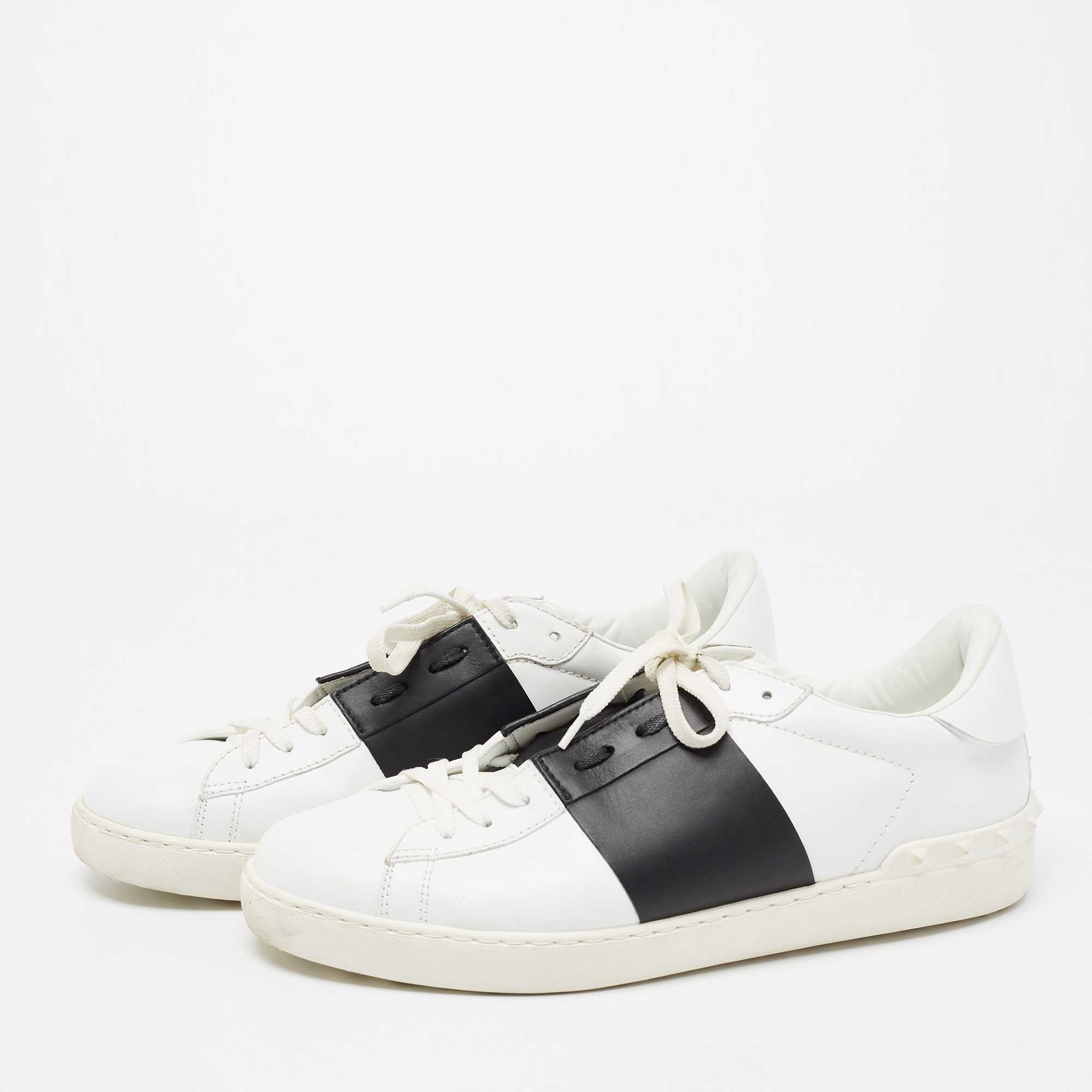 

Valentino White/Black Leather Rockstuds Lace Up Sneakers Size