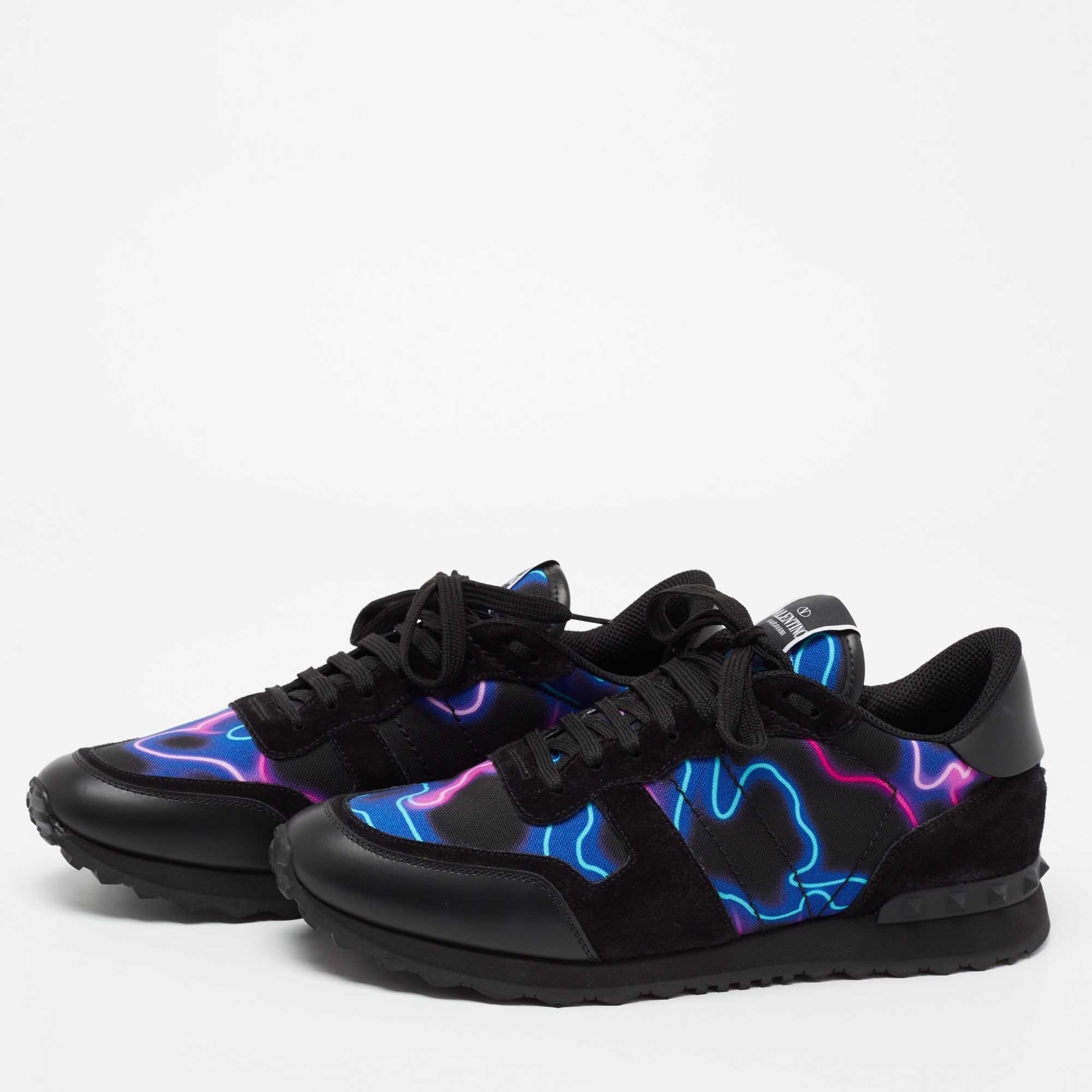 

Valentino Black Fabric And Leather Rockrunner Sneakers Size