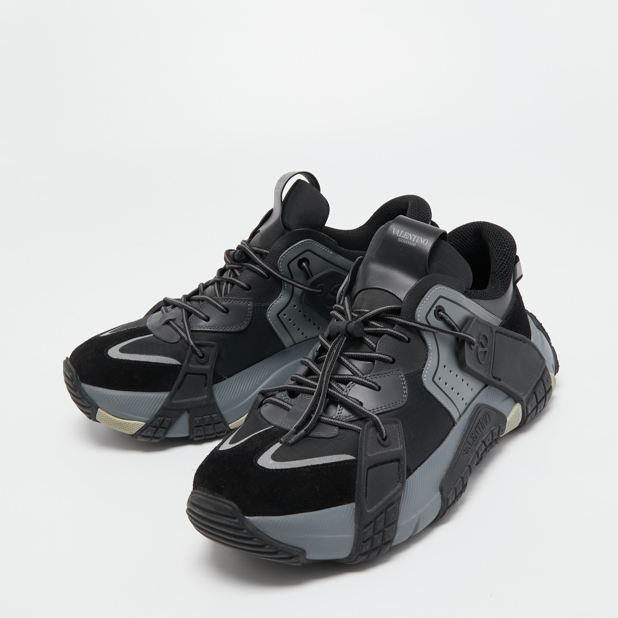 

Valentino Black/Grey Leather, Suede and Fabric VLTN Wod Sneakers Size