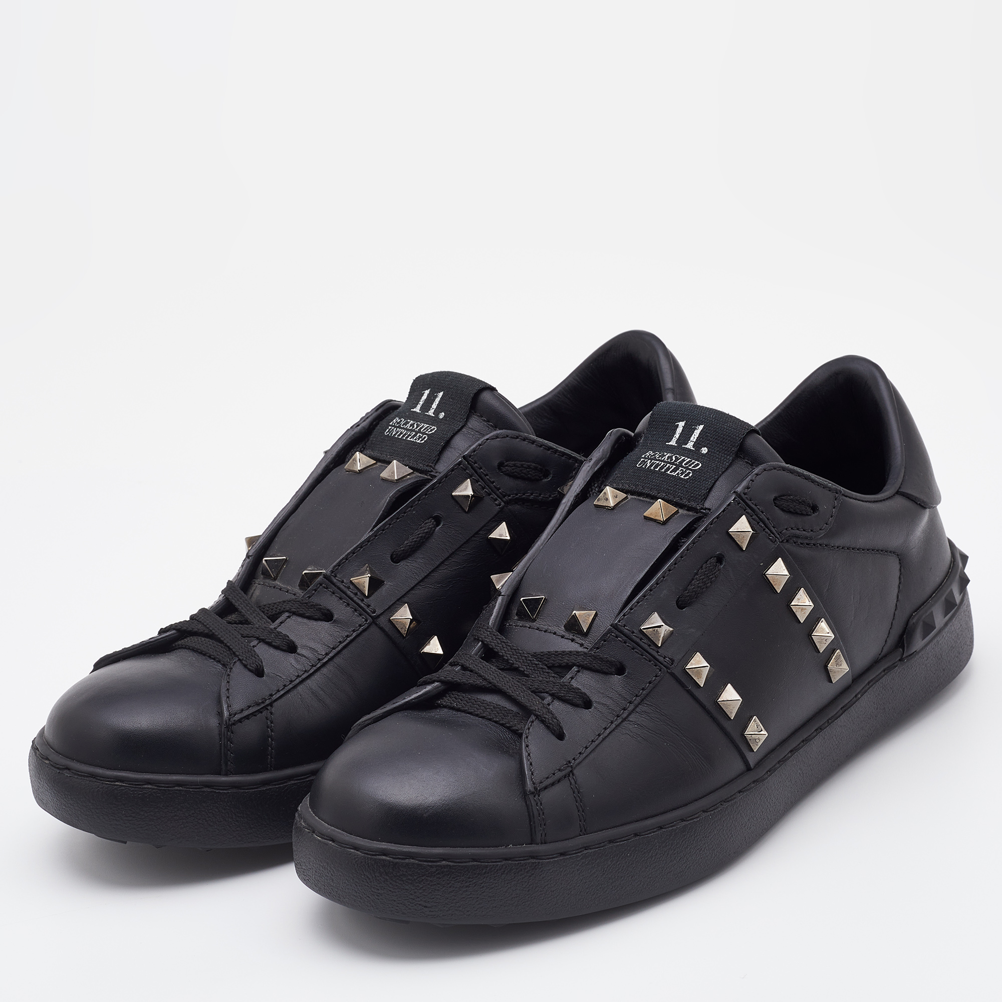 

Valentino Black Leather Rockstud Untitled Low Top Sneakers Size