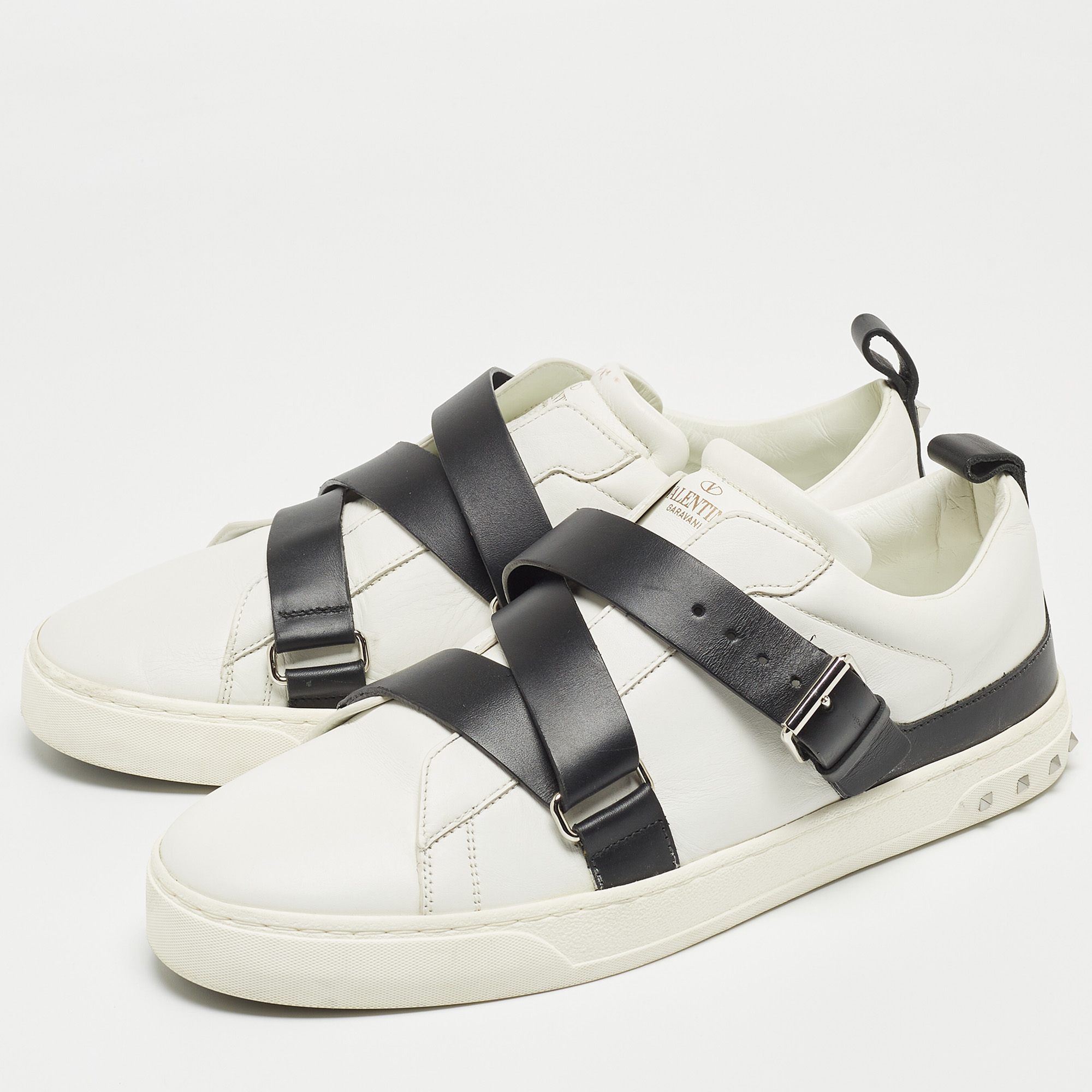 

Valentino White/Black Leather Buckle Strap Rockstud Sneakers Size