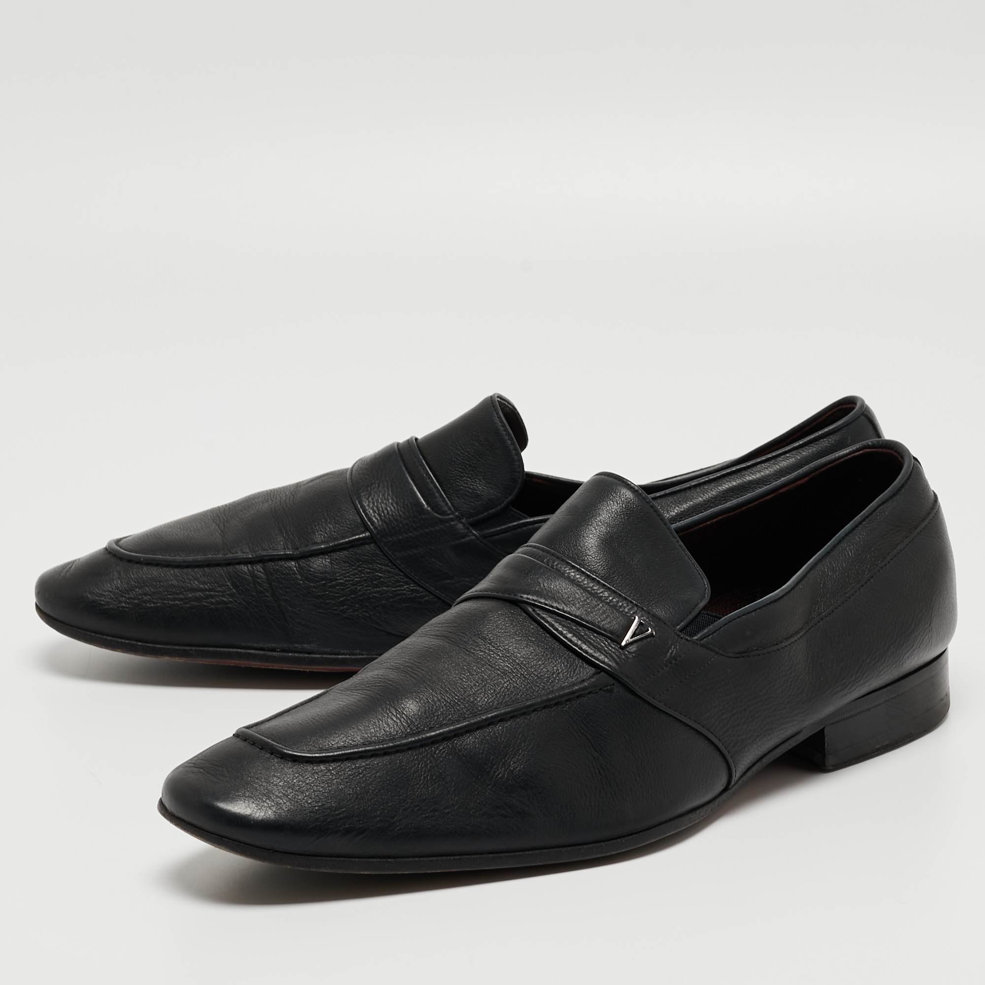 

Valentino Black Leather Slip On Loafers Size